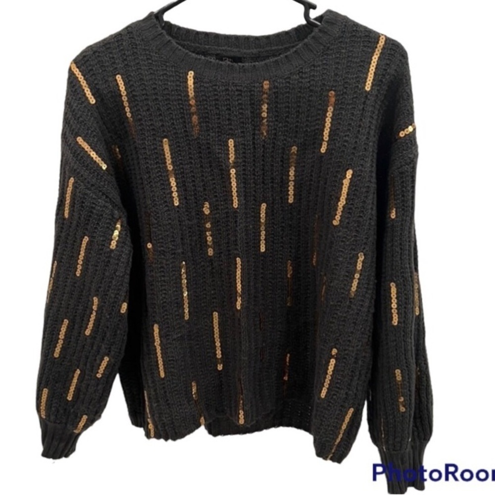 12th sweater woman